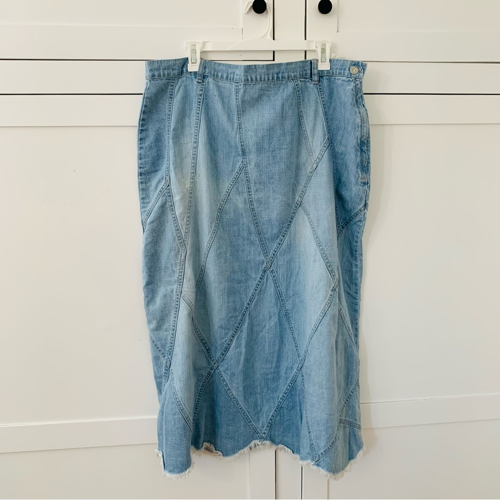 Vintage Gloria Vanderbilt Denim Diamond Frayed Hem Midi Skirt Size 18